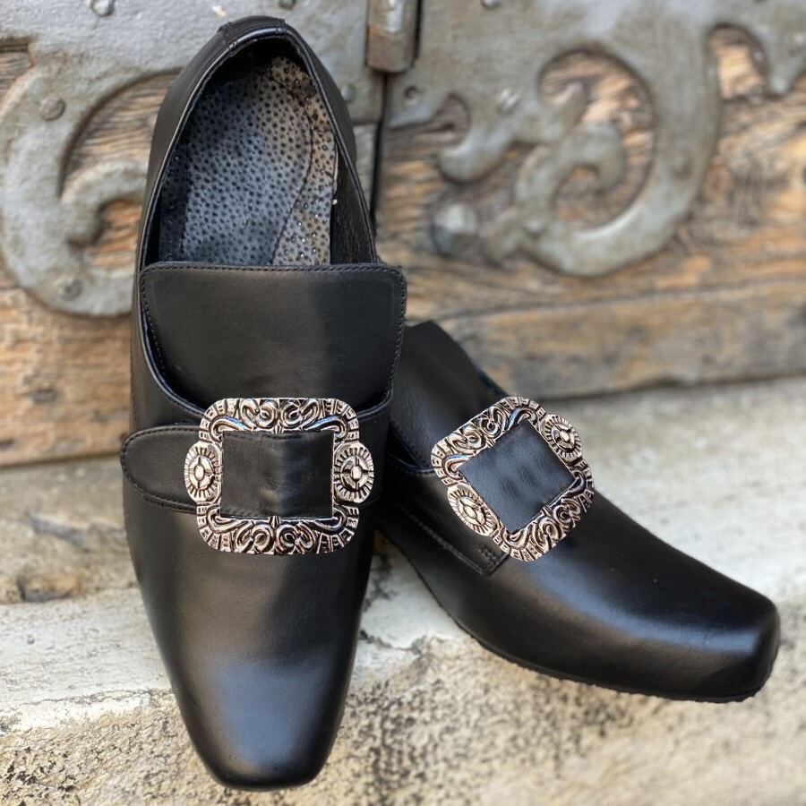Men Women Cosplay Frock Shoes  - Men'S Shoes Louis Vuitton ulasan dan harga