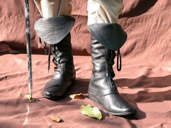 Halloween Victorian Renaissanc - Men'S Shoes Louis Vuitton ulasan dan harga